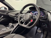 USED 2017 R AUDI R8 5.2 FSI V10 Spyder 2dr Petrol S Tronic quattro Euro 6 (s/s) (540 ps) 