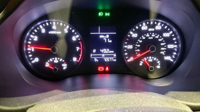 2017 KIA RIO - Photo 8