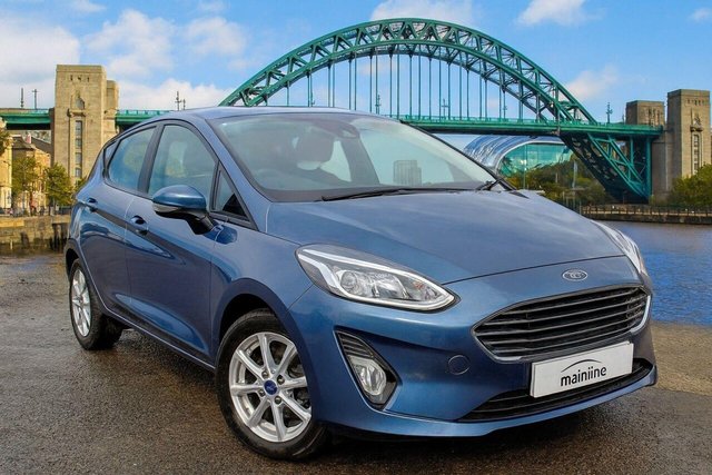 2019 FORD FIESTA - Photo 2