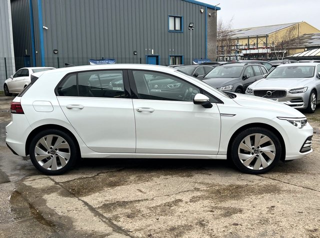 2021 VOLKSWAGEN GOLF 1.5 eTSI MHEV Style Hatchback 5dr Petrol Hybrid DSG Euro 6 (s/s) (150 ps) - Photo 7