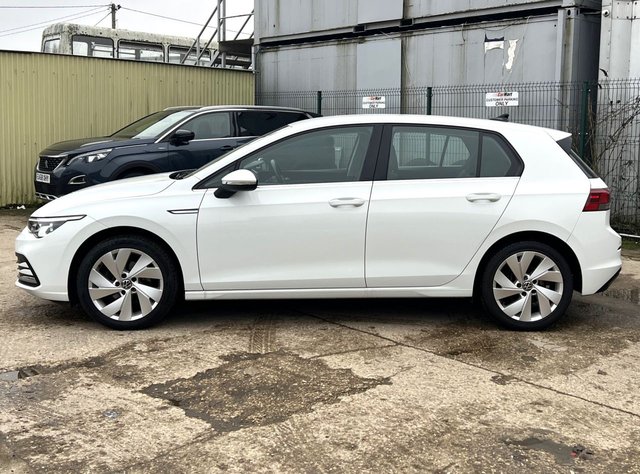 2021 VOLKSWAGEN GOLF 1.5 eTSI MHEV Style Hatchback 5dr Petrol Hybrid DSG Euro 6 (s/s) (150 ps) - Photo 8