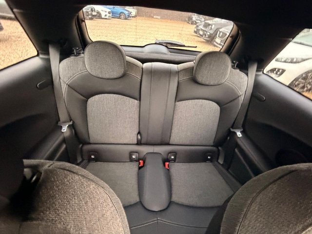 2021 MINI Electric Hatch - Photo 10