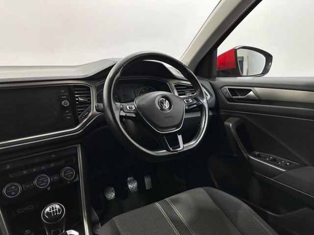 2020 Volkswagen T-Roc - Photo 11