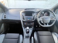 USED 2017 17 FORD FOCUS 2.3T EcoBoost RS Hatchback 5dr Petrol Manual AWD Euro 6 (s/s) (350 ps) www.suffolkcarcentre.co.uk - Located at Lowestoft