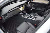 USED 2018 67 JAGUAR XF 3.0 V6 S Saloon 4dr Petrol Auto Euro 6 (s/s) (380 ps) 1 OWNER / HUGE SPEC / PAN ROOF