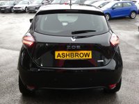 USED 2020 70 RENAULT ZOE R135 52kWh GT Line 5d Electric Auto (i, Rapid Charge) (134 bhp) FULL RENAULT SERVICE HISTORY, 1 OWNER FROM NEW, SAT NAV, APPLE CARPLAY / ANDROID AUTO, REVERSING CAMERA, FRONT & REAR PARKING SENSORS WITH DISPLAY, DAB RADIO, BLUETOOTH, KEYLESS ENTRY & START, &frac12; LEATHER INTERIOR, ELECTRIC FOLDING HEATED MIRROR, DIGITAL DASH, BLIND SPOT WARNING, LANE DEPARTURE WARNING, LANE KEEP ASSIST, CRUISE CONTROL & SPEED LIMITER, LED LIGHTS, 16 INCH ALLOYS, LEATHER MFSW, AUTO LIGHTS & WIPERS, CLIMATE CONTROL, AUX & USB PORTS, ILLUMINATING VANITY MIRRORS, ISO FIX