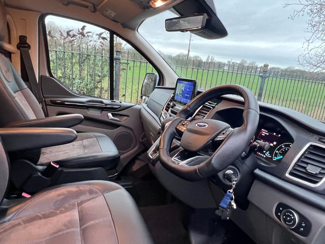2023 Ford Transit Custom 2L Limited 5dr - Photo 2