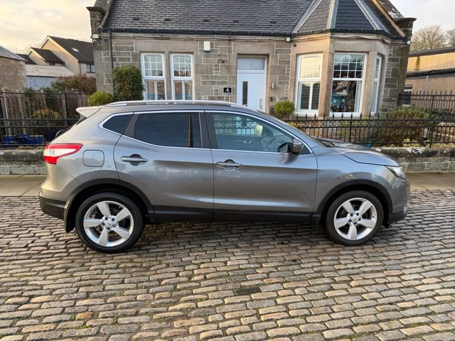 2017 NISSAN QASHQAI - Photo 5