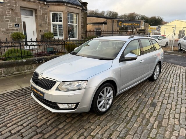 2015 SKODA OCTAVIA - Photo 2