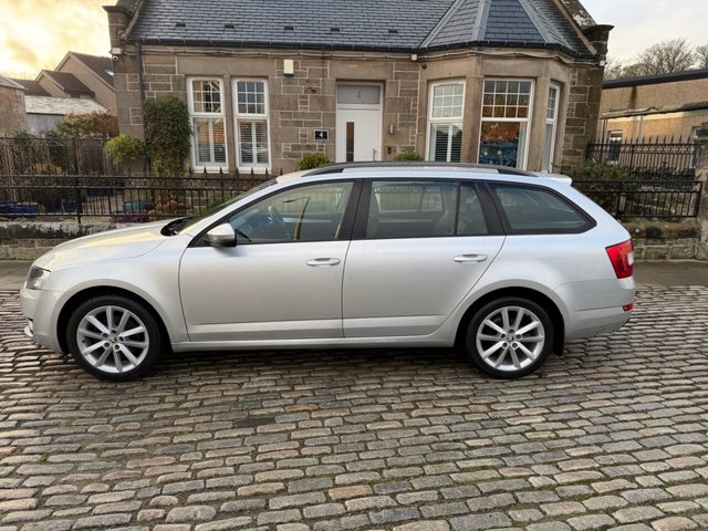 2015 SKODA OCTAVIA
