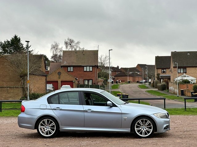 2012 BMW 3 SERIES - Photo 9