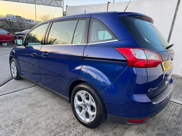2014 Ford Grand C-Max 1.6L Zetec 5dr - Photo 3