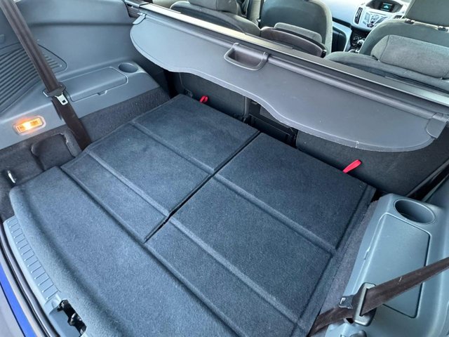 2014 Ford Grand C-Max 1.6L Zetec 5dr - Photo 9