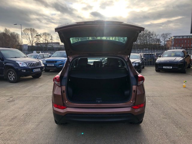 2017 HYUNDAI TUCSON 2017 1.7 CRDi Blue Drive Sport Edition SUV 5dr Diesel Manual Euro 6 (s/s) (116 ps) - Photo 9