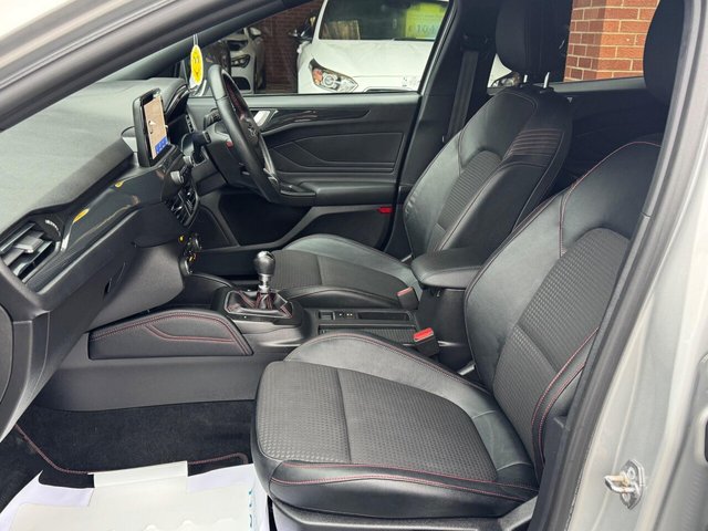 2020 FORD FOCUS 2020 1.5 EcoBlue ST-Line X Euro 6 (s/s) 5dr - Photo 11