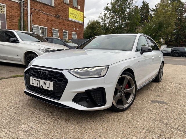 2021 AUDI A4 AVANT 2.0 TDI 40 Black Edition S Tronic quattro Euro 6 (s/s) 5dr - Photo 2