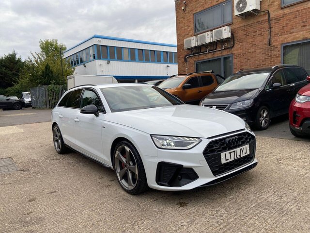 2021 AUDI A4 AVANT 2.0 TDI 40 Black Edition S Tronic quattro Euro 6 (s/s) 5dr - Photo 7