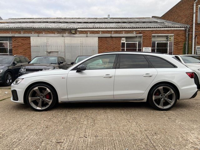 2021 AUDI A4 AVANT 2.0 TDI 40 Black Edition S Tronic quattro Euro 6 (s/s) 5dr - Photo 12