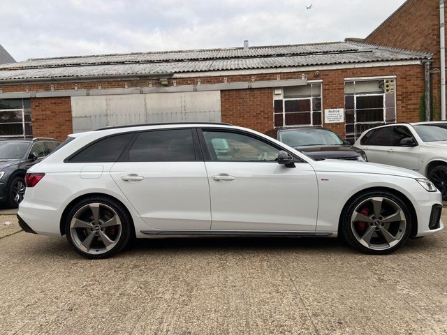 2021 AUDI A4 AVANT 2.0 TDI 40 Black Edition S Tronic quattro Euro 6 (s/s) 5dr - Photo 11