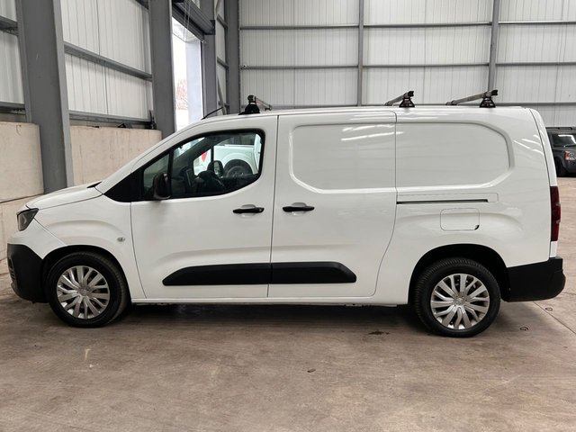 2020 PEUGEOT PARTNER - Photo 11