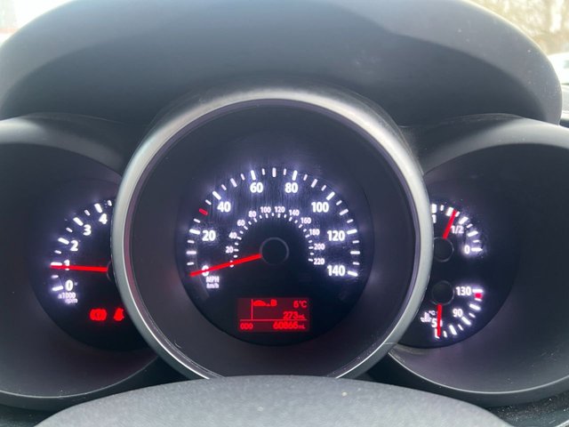 2012 KIA SOUL - Photo 11