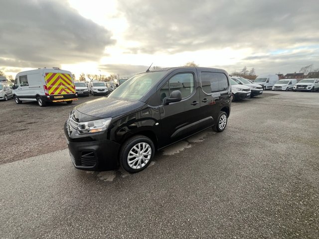 View our CITROEN BERLINGO