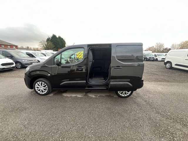 2021 Citroen Berlingo 1.5L Enterprise M 5dr - Photo 10