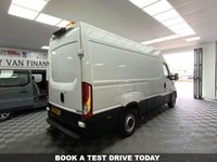 USED 2023 73 IVECO DAILY 2.3D HPI 14V 35S 3520 Panel Van 5dr Diesel HiMatic MWB H2 Euro 6 (s/s) (136 ps) 6 MONTHS WARRANTY 12 MONTHS MOT