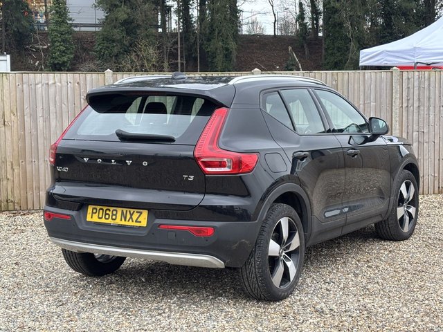 2018 VOLVO XC40 - Photo 5