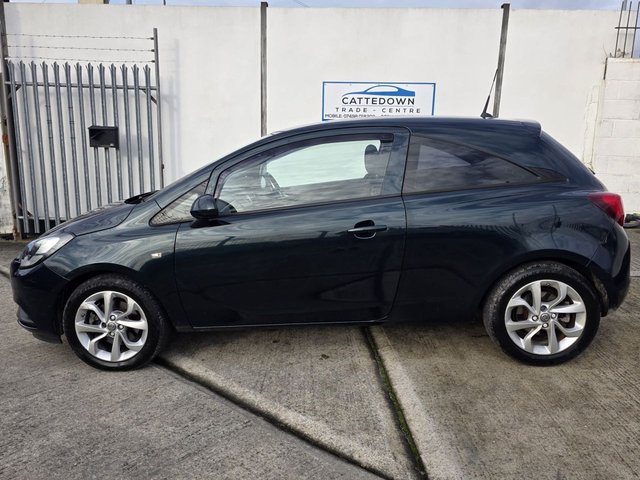 2015 Vauxhall Corsa 1.4L Excite 3dr - Photo 2