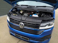 USED 2021 21 VOLKSWAGEN TRANSPORTER 2.0 BiTDI T32 Highline Kombi Double Cab 5dr Diesel DSG 4Motion SWB Euro 6 (s/s) (204 ps) 