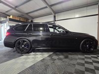 USED 2017 67 BMW 3 SERIES 3.0 330d M Sport Touring 5dr Diesel Auto Euro 6 (s/s) (258 ps) Sunroof I H/K I ProNav I Icon
