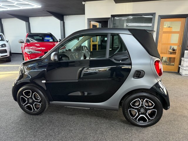 2019 SMART FORTWO - Photo 4