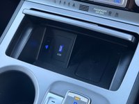 USED 2021 71 HYUNDAI KONA 64kWh Premium SUV 5dr Electric Auto (10.5kW Charger) (204 ps) *CHARGE FROM 0-80% IN 50 MINS*