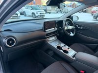 USED 2021 71 HYUNDAI KONA 64kWh Premium SUV 5dr Electric Auto (10.5kW Charger) (204 ps) *CHARGE FROM 0-80% IN 50 MINS*