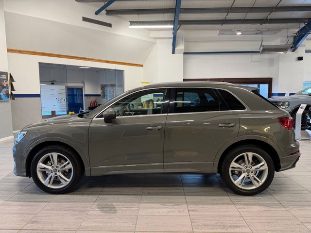 2019 Audi Q3 2L S Line 5dr - Photo 4