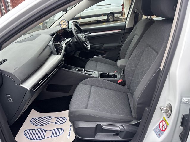 2020 VOLKSWAGEN GOLF 2020 1.5 eTSI MHEV Life Hatchback 5dr Petrol Hybrid DSG Euro 6 (s/s) (150 ps) - Photo 10