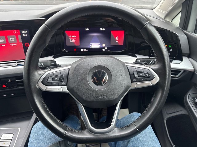 2020 VOLKSWAGEN GOLF 2020 1.5 eTSI MHEV Life Hatchback 5dr Petrol Hybrid DSG Euro 6 (s/s) (150 ps) - Photo 12