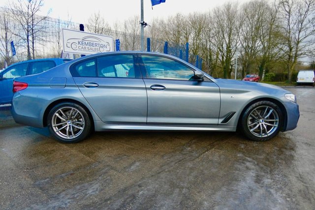 2017 BMW 5 SERIES - Photo 4