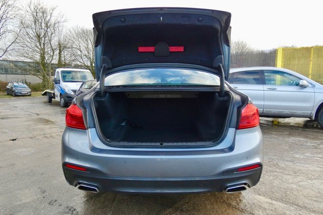 2017 BMW 5 SERIES - Photo 8