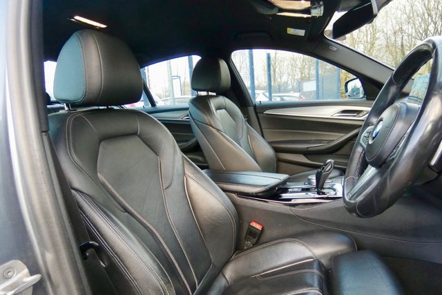 2017 BMW 5 SERIES - Photo 10