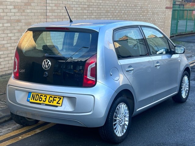 2013 VOLKSWAGEN UP! 2013 1.0 High up! Hatchback 5dr Petrol Manual Euro 5 (75 ps) - Photo 3