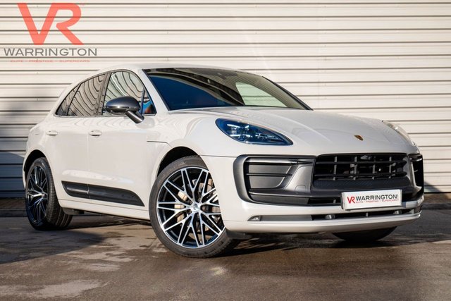 2022 PORSCHE MACAN