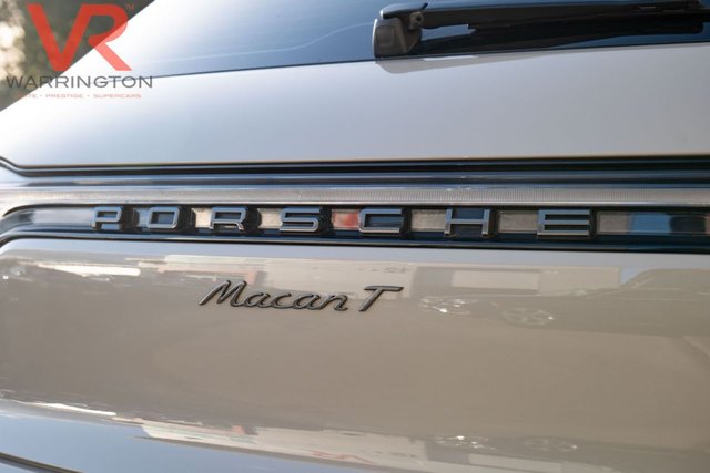 2022 PORSCHE MACAN - Photo 7