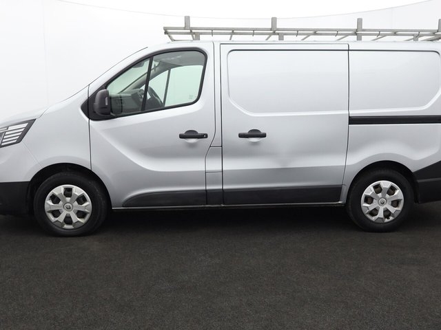 2022 Renault Trafic 2L Business 3dr - Photo 6