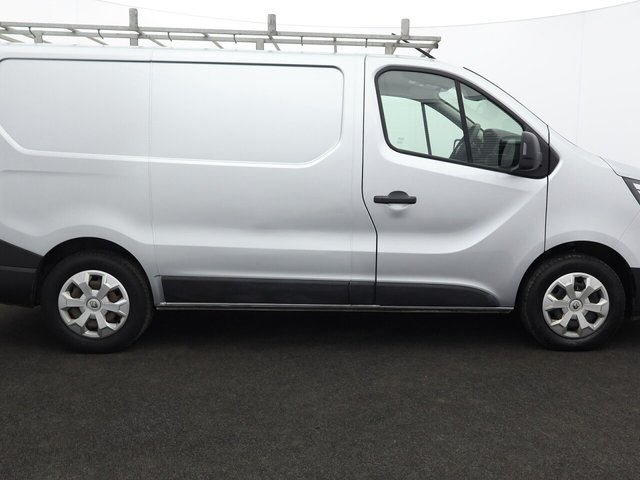 2022 Renault Trafic 2L Business 3dr - Photo 11