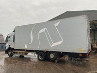 USED 2019 69 RENAULT TRUCKS T T-RANGE 26 TONNE BOX WITH SLIDE OUT TAIL LIFT (SLEEPER CAB) 