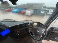 USED 2019 69 RENAULT TRUCKS T T-RANGE 26 TONNE BOX WITH SLIDE OUT TAIL LIFT (SLEEPER CAB) 