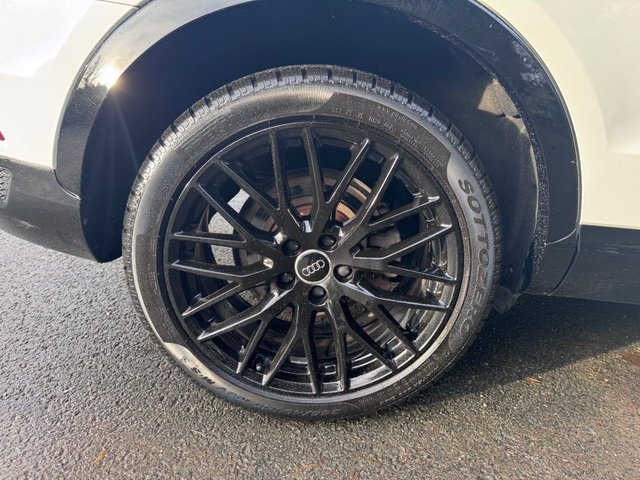 2018 Audi Q3 1.4L Black Edition 5dr - Photo 12