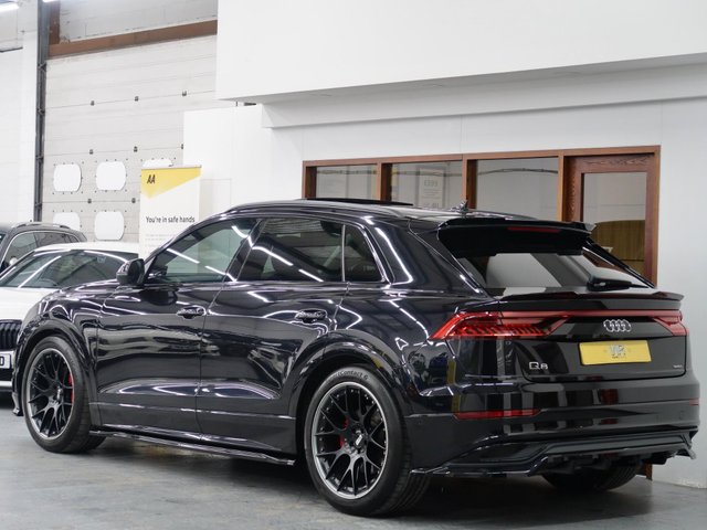 2019 AUDI Q8 - Photo 7